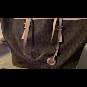 Michael Kors Large Signature East West Tote